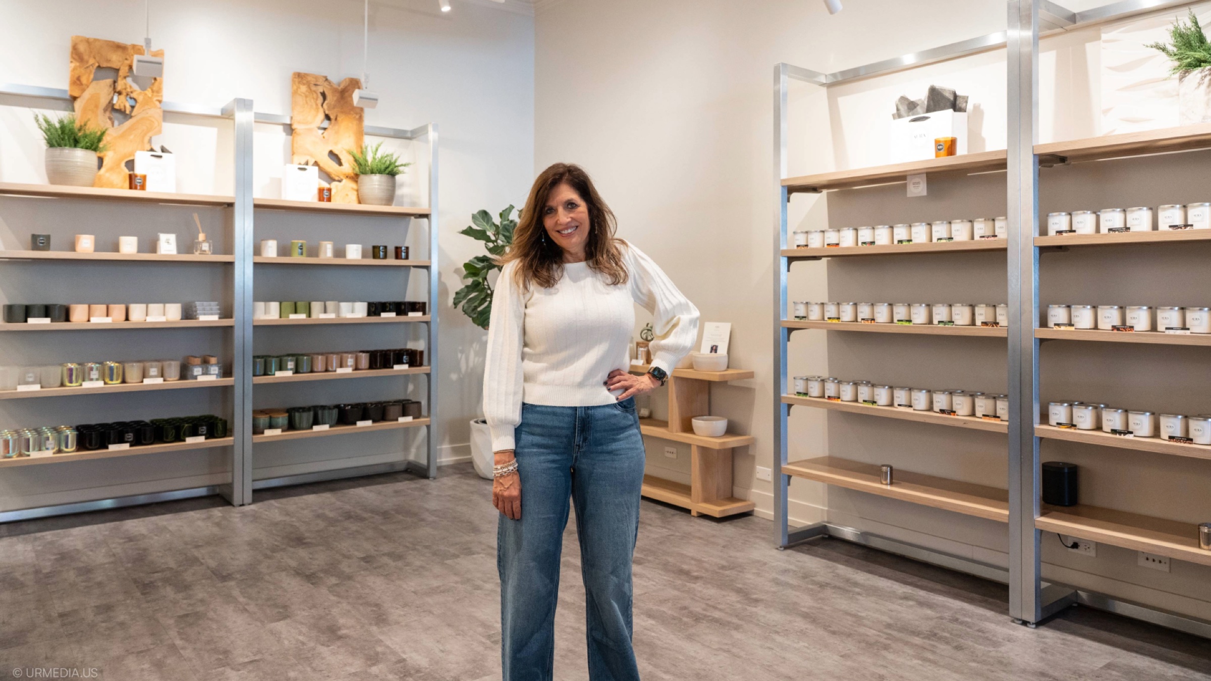 Aura Candle Bar